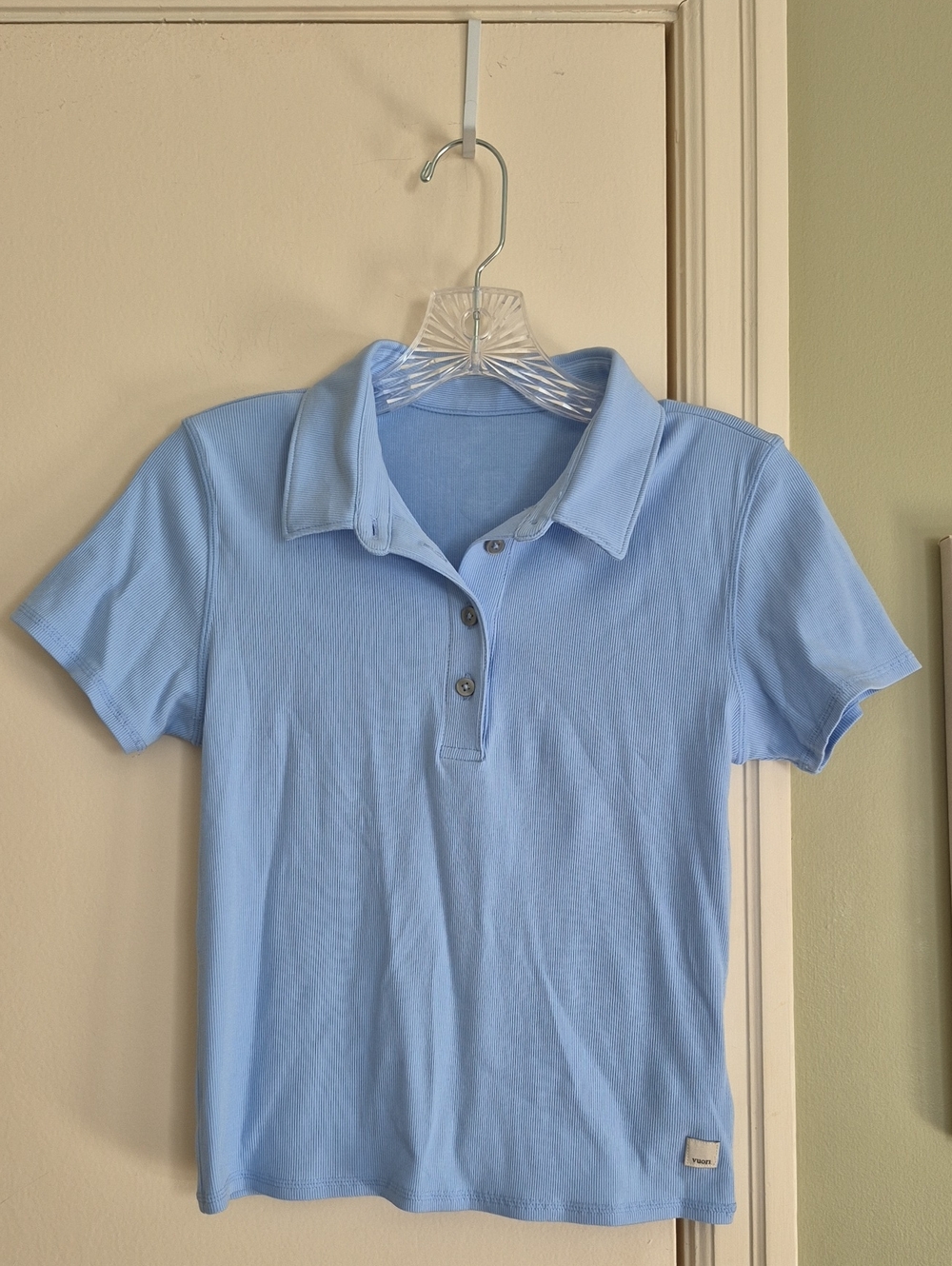 Vuori Women’s Blue Fitted Ribbed polo top golf activewear
